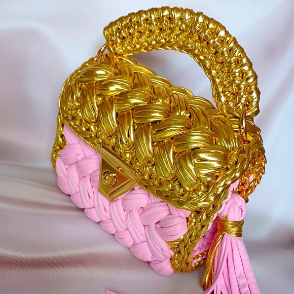 Women´s Pink Gold Metallic 100% HandmadeCrochet...